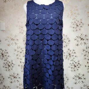 Vestido azul marino tela tipo bordada