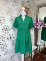 Vestido verde de olanes