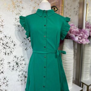Vestido verde de olanes con cinturón